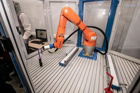 Лаборатория промышленной робототехники в Государственном университете аэрокосмического приборостроения г. Санкт - Петербург