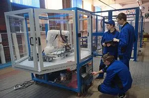 Лаборатория промышленной робототехники в Тульском государственном машиностроительном колледже имени Никиты Демидова