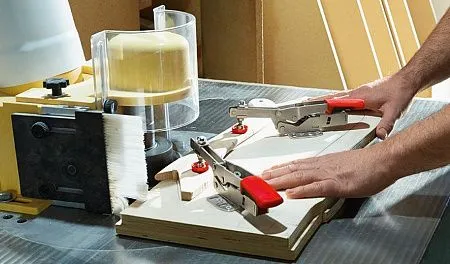 Горизонтальный зажим с открытым плечом и горизонтальным основанием STC-HH /35