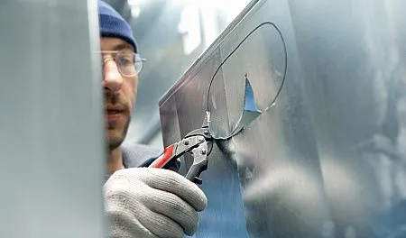 Идеальные ножницы, маленькие и маневренные D15AL-SB