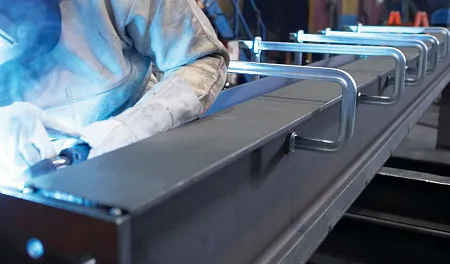 Высокоэффективная U-образная струбцина SGU 300/140