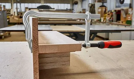 Струбцина OMEGA с двухкомпонентной рукояткой из пластика GMZ-2K 300/140