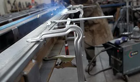 Струбцина OMEGA Т-образной ручкой GMZ-K 200/100