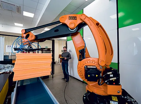 Лаборатория промышленной робототехники в Томском политехнической университете