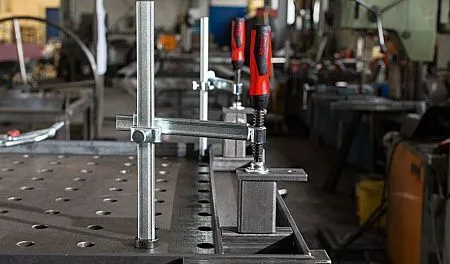 Зажимный элемент с различной глубиной захвата TWV28 300/175 (рычажная рукоятка)