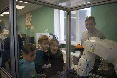 Учебный класс по робототехнике в детском технопарке “Кванториум” г. Евпатория