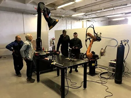 Учебная сварочная ячейка на базе промышленного робота для сварочной мастерской Выксунского металлургического колледжа им. А. А. Козерадского