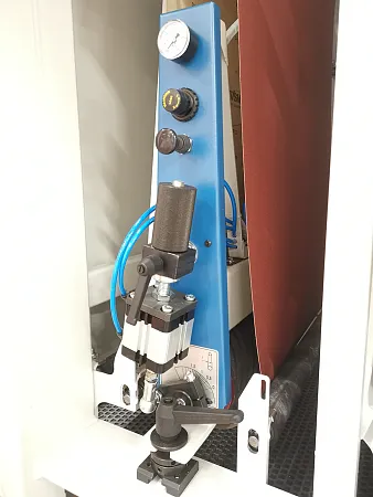 Станок для снятия грата