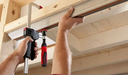 Струбцина для работы одной рукой EHZ-2K 600/100