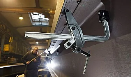 Струбцина с манипулятором GRA 300/120