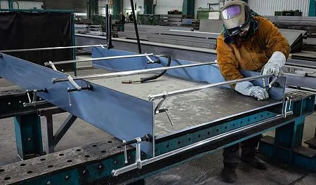 Набор высокоэффективных струбцин, подстраивающихся под разнообразные формы в сборе SLV 1500/120