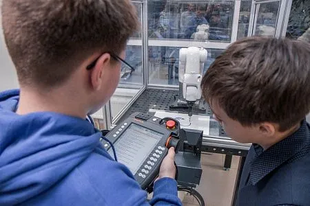 Учебный класс по робототехнике в Детском технопарке «Кванториум Фотоника» г. Пермь